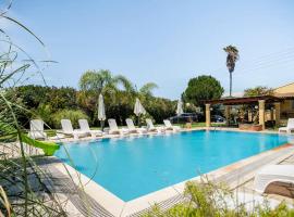 St. George Villa, hotel i Agios Georgios