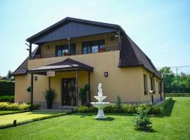A picture of the hotel: Guest House ERIDA