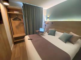 Hotel Photo: Kyriad Montpellier Sud - A709