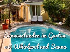 Hotel kuvat: Apartment TinyHouse mit Pool, Outdoor Whirlpool und Garten