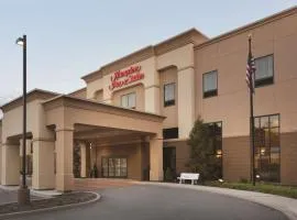 Hampton Inn & Suites Mahwah, hotelli kohteessa Mahwah