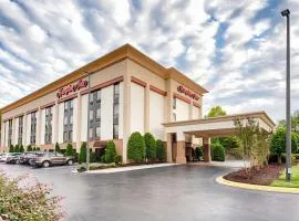 Hampton Inn Morganton, hotell i Morganton