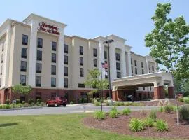 Hampton Inn & Suites Plattsburgh, מלון בפלטסבורג