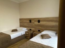 Гостинично-банный комплекс PARADISE, hotel a Shchūchīnsk