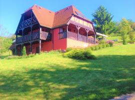 A picture of the hotel: Le chalet - Les terrasses d'Albé