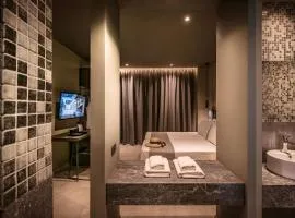 Petousis Hotel & Suites