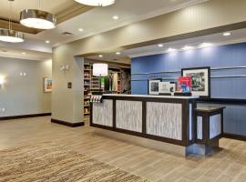 Fotos de Hotel: Hampton Inn & Suites by Hilton Saskatoon Airport