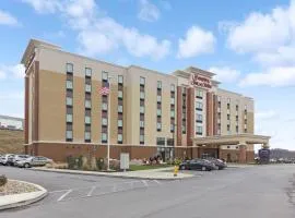 Hampton Inn & Suites Morgantown / University Town Centre