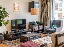 होटल की एक तस्वीर: Bright & Spacious Battersea Flat