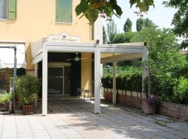 A picture of the hotel: Gli Alloggi De Il Piccolo Borgo