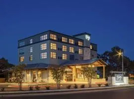 The Bevy Hotel Boerne, A Doubletree By Hilton
