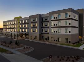 Home2 Suites by Hilton Denver Central Park, khách sạn ở Denver