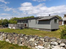 Hotel fotoğraf: Holiday home in Onsala near the beach