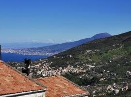 酒店照片: La casa di Partenope - Angolo di vacanza tra mare e monti