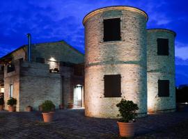 Moretti Village - SOPHIE ROOMS COUNTRY HOUSE, hotell sihtkohas Civitanova Marche