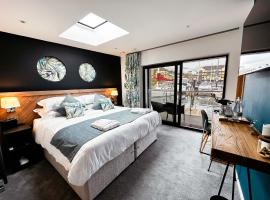 Hotel fotografie: Rooms at The Deck, Penarth