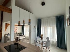 Hotel Photo: Honka's retreat - wooden beauty