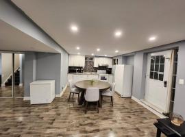 Ξενοδοχείο φωτογραφία: Adorable 2-Bedoom walkout basement Apartment