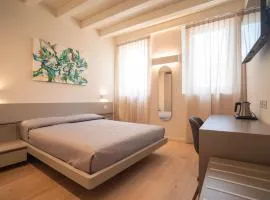 Maison Calcirelli rooms