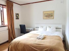 Gambaran Hotel: Private Room in Shared House-Close to University and Hospital-1
