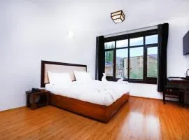 Hotel Sky Desert - Leh Ladakh UT