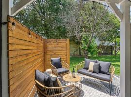 Ξενοδοχείο φωτογραφία: Cozy Hideaway Near Downtown Franklin with Patio!