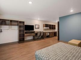 A picture of the hotel: WoodSpring Suites Bellflower - Los Angeles