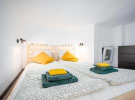 Hotel fotografie: Green Goblin Apartment with FREE PRIVATE PARKING