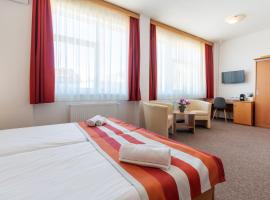 ホテル写真: Fordan Hotel Pécs