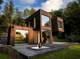 Foto di Hotel: Forrest Space - wyjątkowy dom otoczony naturą