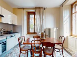 מלון צילום: Architectural gem with vintage charm