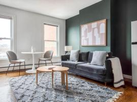 Zdjęcie hotelu: Well-located S Boston 1BR on E Broadway BOS-474