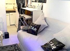 Hotel Photo: Studio d'hote Cosy 12 m²