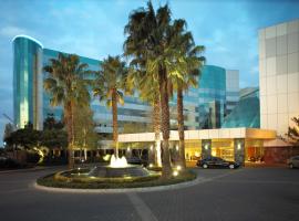 Hotel Photo: Southern Sun OR Tambo International Airport