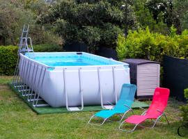 A picture of the hotel: Aux portes de la Camargue