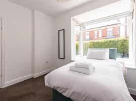 A picture of the hotel: Gertrude House - Spacious 3BR Bungalow in Nottingham