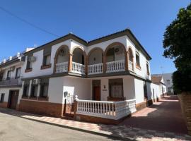 A picture of the hotel: casa grande en Córdoba, pueblo de la Victoria , 6 dormitorios