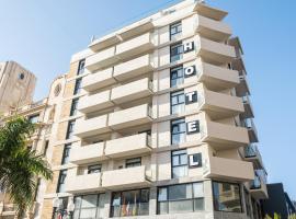 オテル アドニス キャピタル、サンタクルス・デ・テネリフェのホテル