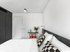 Numa Berlin Savi