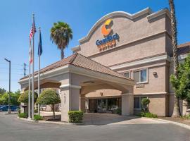 Hotel Foto: Comfort Suites Tulare, World Ag Expo