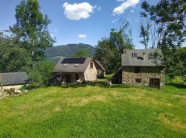 Zdjęcie hotelu: Gîte en pleine nature accès 4x4 ou à pied