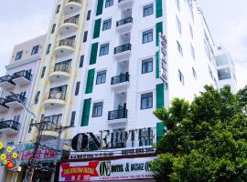 ONE HOTEL, hotel v destinaci Vinh Long
