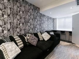 Hotel foto: 5 Bedroom 5 Bath sleeps 10 close Luton Airport M1