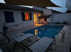Хотел снимка: Suite parentale avec piscine privée