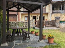 CASA LUISA Biedes, Piloña, hotel v destinaci Infiesto