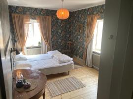 Hotel Photo: Elisabets Vandrarhem Hemse