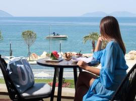 Фотография гостиницы: Priam Hotel Luxury Resort