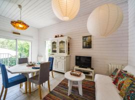 Hotelfotos: Holiday Home La petite maison blanche by Interhome