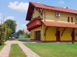 Klaudia Vendégház，位于莫劳豪洛姆的酒店