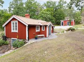 Chalet Jennys by Interhome, hotel in Jämjö